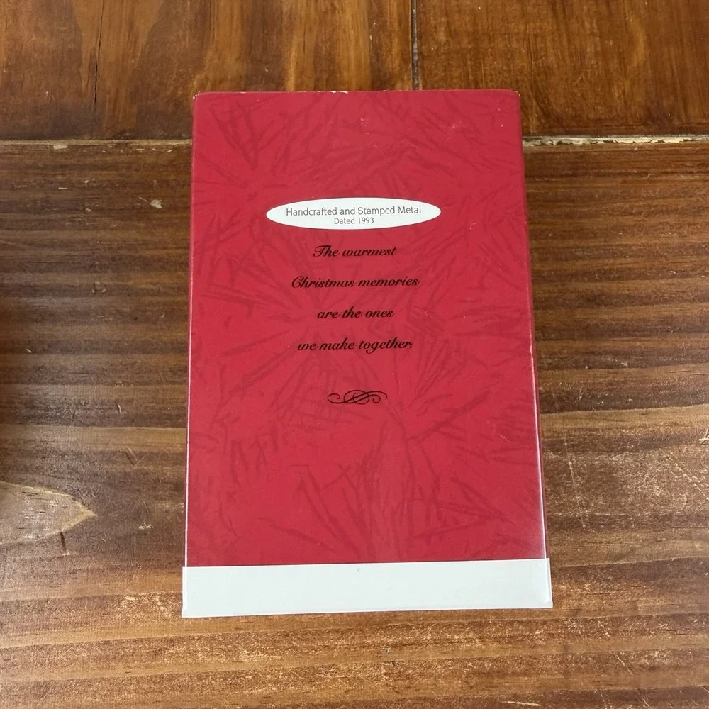 Vtg Hallmark Keepsake Ornament 1993 